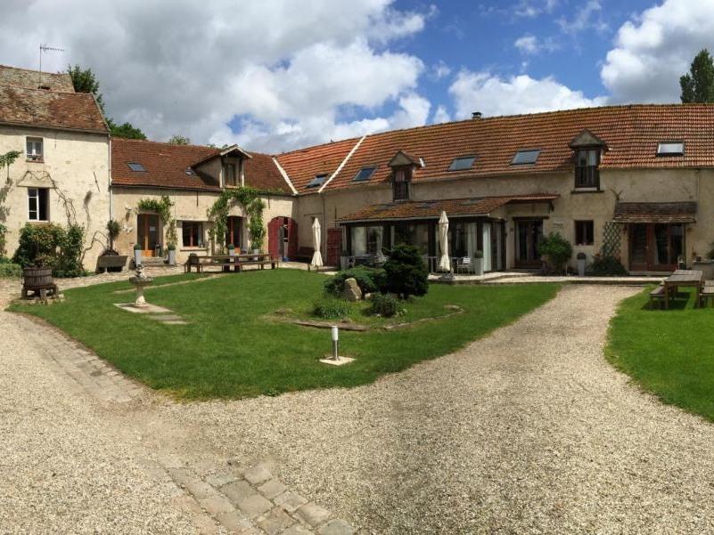 La Ferme Des Moulineaux Hotel Bailly  Exterior photo